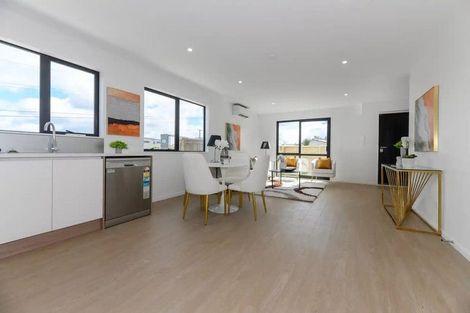 Photo of property in 38c Routley Drive, Glen Eden, Auckland, 0602