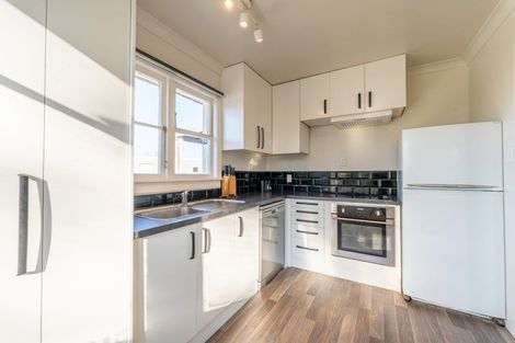 Photo of property in 14 Bathgates Road, Waimate, 7980