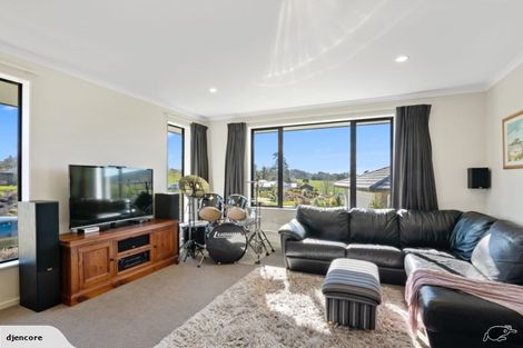 Photo of property in 8 Catherine Road, Mapua, 7005