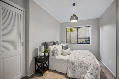 Photo of property in 92 Braemar Road, Castor Bay, Auckland, 0620