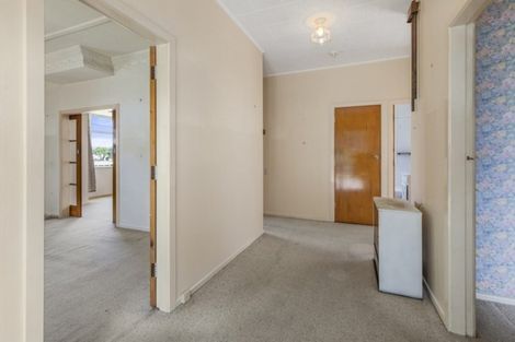 Photo of property in 51 Brook Street, Waterloo, Lower Hutt, 5011