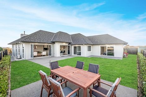 Photo of property in 160 Cumberland Drive, Flagstaff, Hamilton, 3210