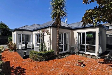 Photo of property in 22a Hay Street, Bromley, Christchurch, 8062