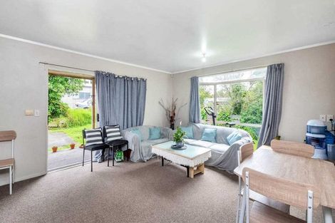 Photo of property in 15 Universal Drive, Henderson, Auckland, 0610