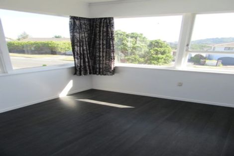 Photo of property in 10 Waipounamu Drive, Kelson, Lower Hutt, 5010
