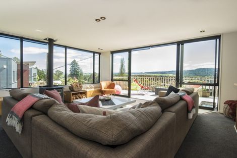 Photo of property in 7 Huia Rise, Ohakune, 4625