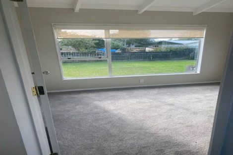 Photo of property in 26 Ranui Avenue, Ranui, Auckland, 0612