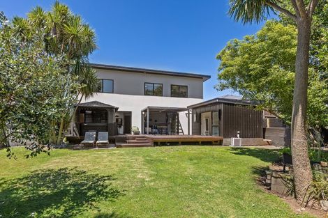 Photo of property in 32a Aubrey Street, New Plymouth, 4310
