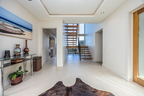 Photo of property in 106 Hillcrest Road, Hatfields Beach, Orewa, 0931