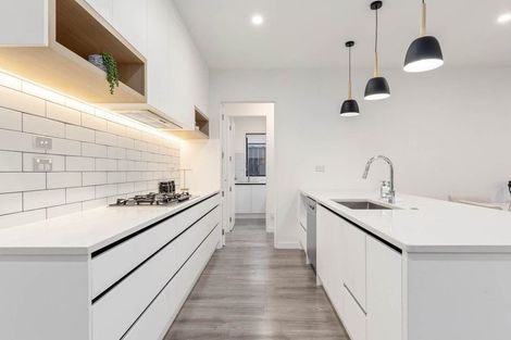 Photo of property in 4 Puruatanga Drive, Flat Bush, Auckland, 2019