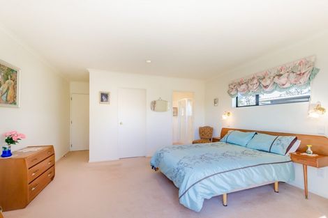 Photo of property in 76 Parata Street, Waikanae, 5036