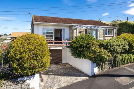 Photo of property in 18 Argyle Street, Mornington, Dunedin, 9011