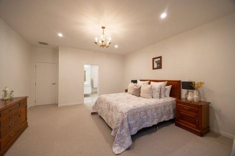 Photo of property in 114 Jickell Street, Hokowhitu, Palmerston North, 4410