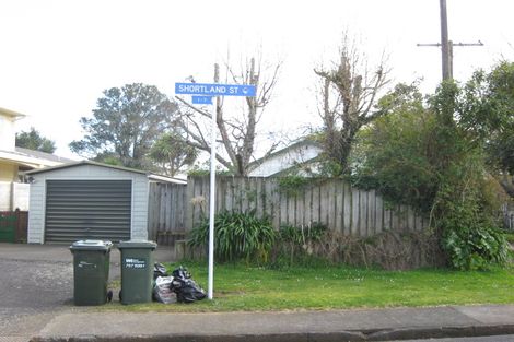 Photo of property in 7b Shortland Street, Lower Vogeltown, New Plymouth, 4310
