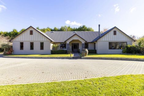 Photo of property in 214 Mapara Road, Acacia Bay, Taupo, 3385