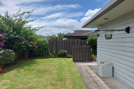 Photo of property in 122b Clevedon Road, Papakura, 2110