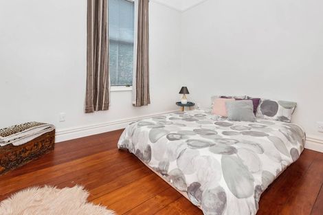 Photo of property in 60 Prospect Terrace, Pukekohe, 2120