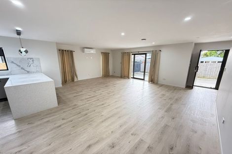 Photo of property in 1b Lyndon Place, Manurewa, Auckland, 2102