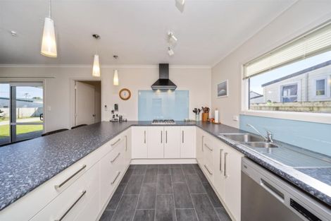 Photo of property in 4 Ohawe Terrace, Ohawe, Hawera, 4671