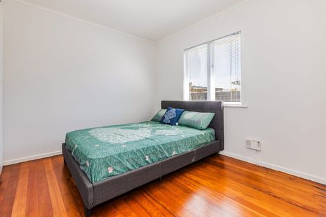 Photo of property in 1/18 Sheehan Avenue, Papakura, 2110