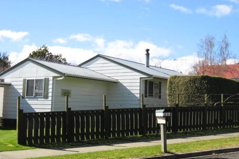 Photo of property in 2/60 Kinloch Road, Kinloch, Taupo, 3377