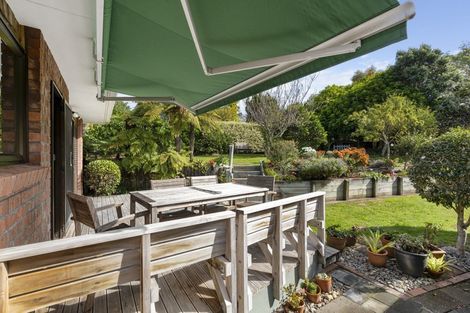 Photo of property in 38 Walton Avenue, Waikanae, 5036