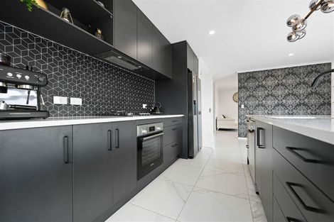 Photo of property in 5 Kowaro Street, Rototuna North, Hamilton, 3210