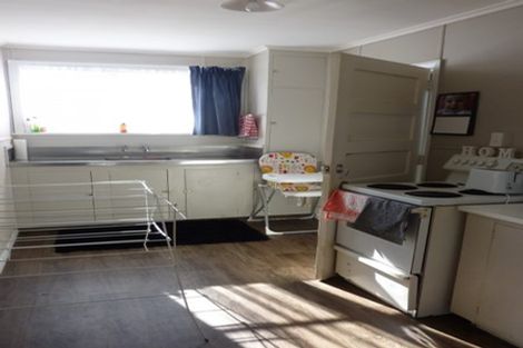 Photo of property in 1 Laurent Vc Street, Hawera, 4610