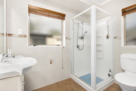 Photo of property in 23 Castlehill Court, Wattle Downs, Auckland, 2103