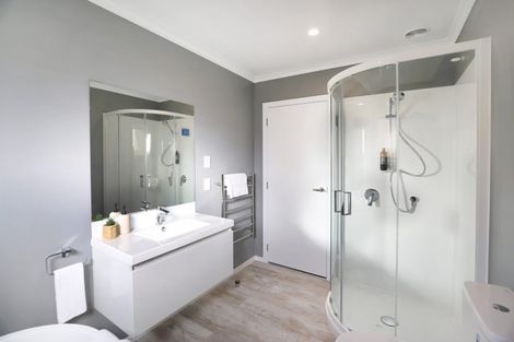 Photo of property in 42 Te Ara O Roimata, Wainuiomata, Lower Hutt, 5014