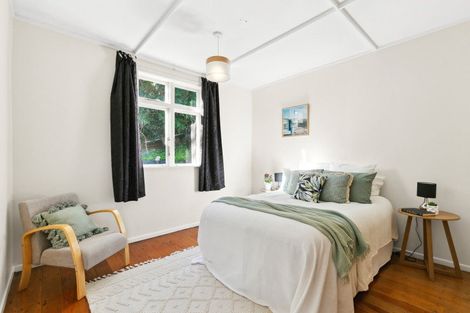 Photo of property in 196 Townsend Road, Miramar, Wellington, 6022