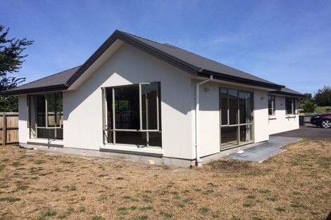 Photo of property in 218 Wainoni Road, Avondale, Christchurch, 8061