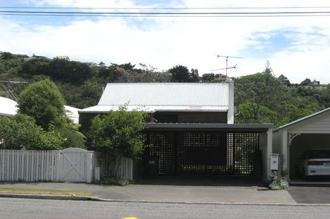 Photo of property in 32 Bay View Road, Moncks Bay, Christchurch, 8081