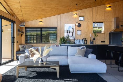 Photo of property in 14 Caithness Court, Jacks Point, Queenstown, 9371