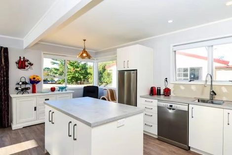 Photo of property in 16 Lindsay Crescent, Nawton, Hamilton, 3200