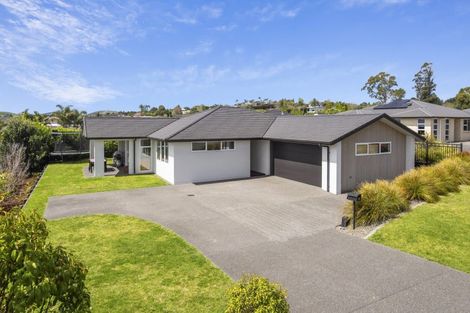 Photo of property in 15 Louise Drive, Ohauiti, Tauranga, 3112