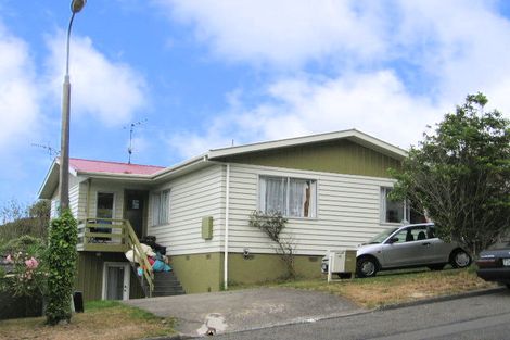 Photo of property in 18 Halifax Street, Kingston, Wellington, 6021