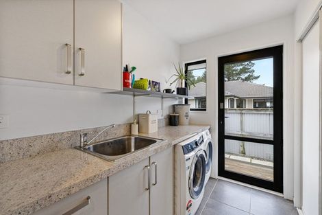 Photo of property in 30 Hemingway Place, Spencerville, Christchurch, 8083