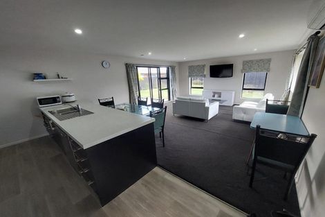 Photo of property in 3 Bargrove Close, Halswell, Christchurch, 8025