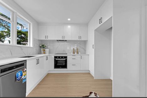 Photo of property in 31 Arimu Road, Papakura, 2110