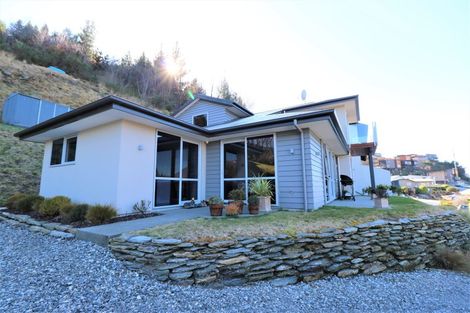 Photo of property in 16 De La Mare Place, Frankton, Queenstown, 9300