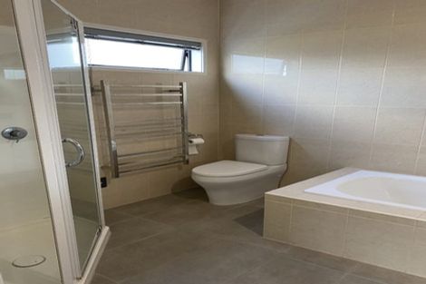 Photo of property in 2/19 Havelock Road, Havelock North, 4130