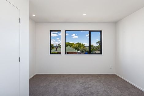 Photo of property in 10/115 Swanson Road, Henderson, Auckland, 0610