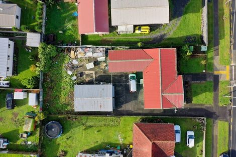 Photo of property in 74 Bader Drive, Mangere, Auckland, 2022