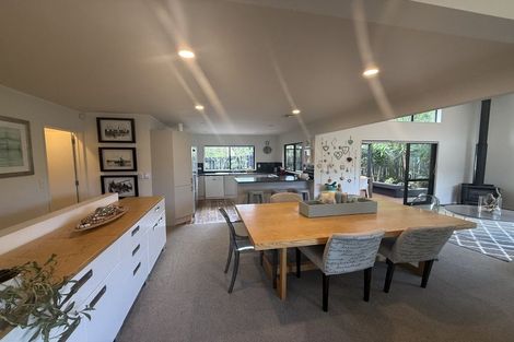 Photo of property in 9a Shadon Place, Stanmore Bay, Whangaparaoa, 0932