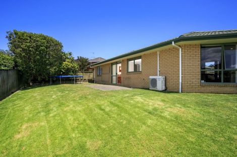 Photo of property in 57 Bluebird Crescent, Unsworth Heights, Auckland, 0632