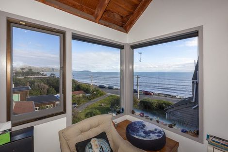 Photo of property in 17 The Esplanade, Raumati South, Paraparaumu, 5032