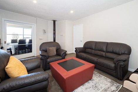 Photo of property in 82 Mcmurdo Street, Tinwald, Ashburton, 7700