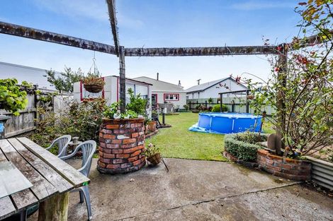 Photo of property in 54 Disraeli Street, Hawera, 4610