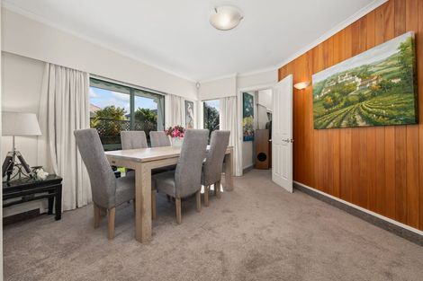 Photo of property in 16 Cranbrook Grove, Waikanae, 5036